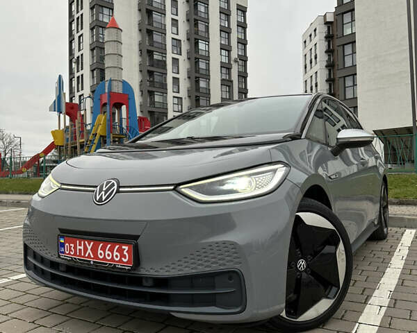 Серый Фольксваген ID.3, объемом двигателя 0 л и пробегом 160 тыс. км за 17200 $, фото 1 на Automoto.ua