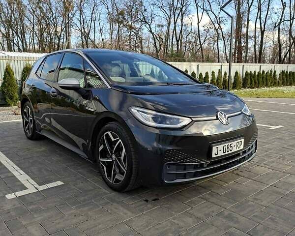 Серый Фольксваген ID.3, объемом двигателя 0 л и пробегом 108 тыс. км за 16700 $, фото 1 на Automoto.ua