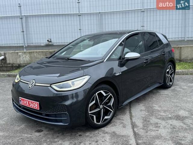 Серый Фольксваген ID.3, объемом двигателя 0 л и пробегом 145 тыс. км за 15900 $, фото 1 на Automoto.ua