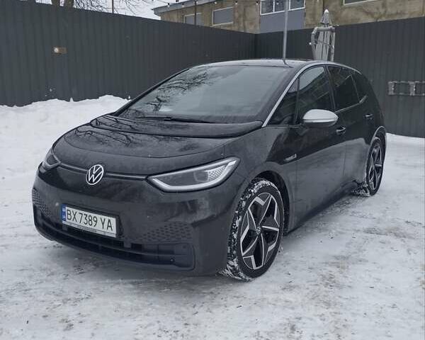 Серый Фольксваген ID.3, объемом двигателя 0 л и пробегом 206 тыс. км за 15500 $, фото 1 на Automoto.ua