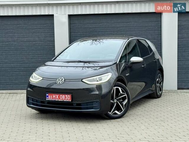 Серый Фольксваген ID.3, объемом двигателя 0 л и пробегом 99 тыс. км за 16800 $, фото 1 на Automoto.ua