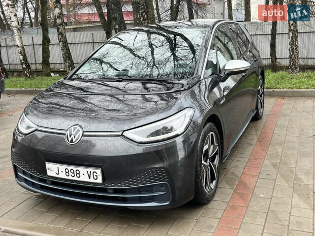 Серый Фольксваген ID.3, объемом двигателя 0 л и пробегом 174 тыс. км за 14850 $, фото 1 на Automoto.ua