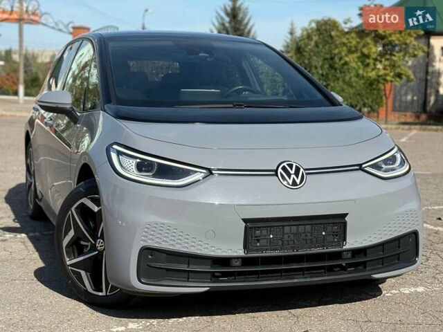 Серый Фольксваген ID.3, объемом двигателя 0 л и пробегом 24 тыс. км за 18500 $, фото 1 на Automoto.ua