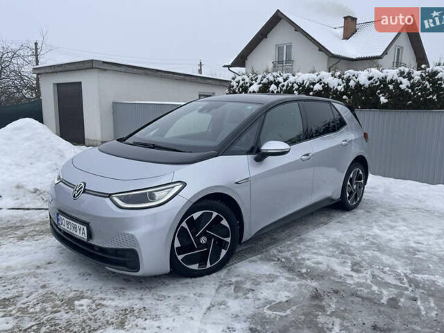 Серый Фольксваген ID.3, объемом двигателя 0 л и пробегом 157 тыс. км за 17499 $, фото 1 на Automoto.ua