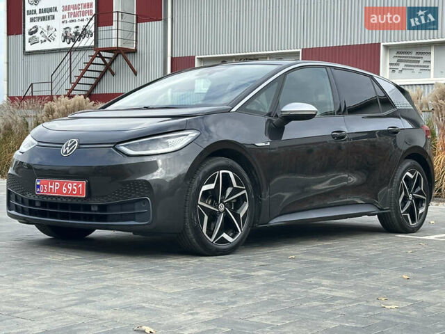 Серый Фольксваген ID.3, объемом двигателя 0 л и пробегом 175 тыс. км за 15799 $, фото 1 на Automoto.ua