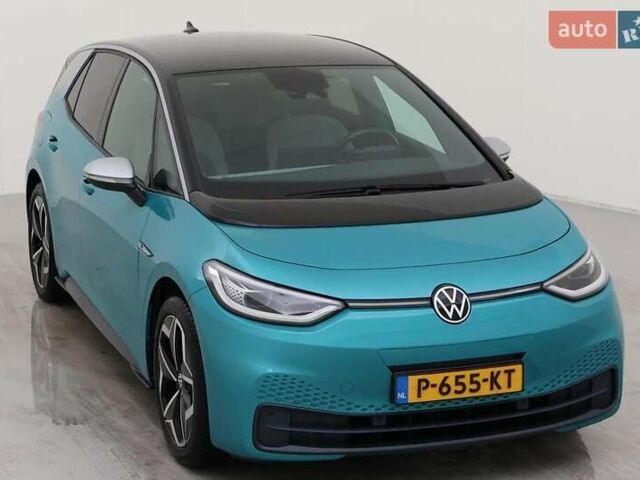 Зеленый Фольксваген ID.3, объемом двигателя 0 л и пробегом 100 тыс. км за 17800 $, фото 1 на Automoto.ua