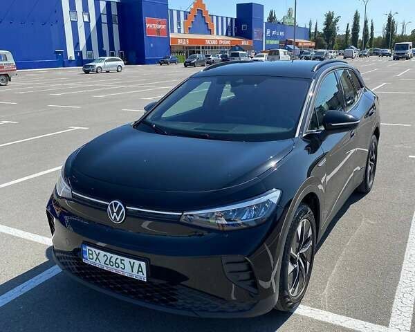 Черный Фольксваген ID.4, объемом двигателя 0 л и пробегом 25 тыс. км за 27000 $, фото 1 на Automoto.ua