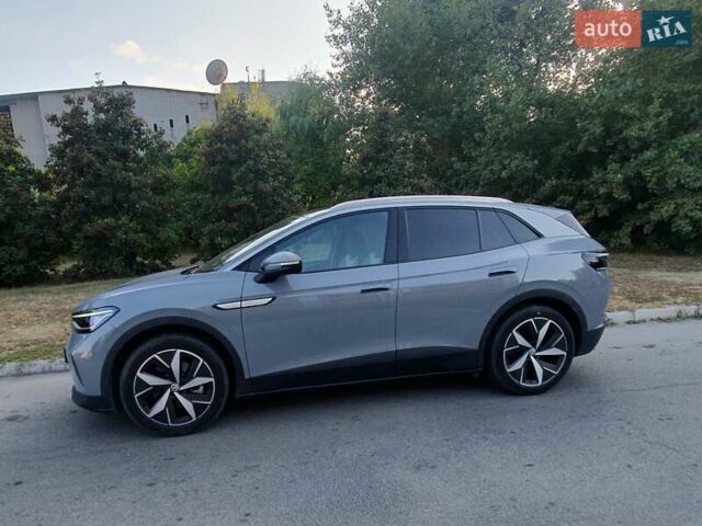Серый Фольксваген ID.4, объемом двигателя 0 л и пробегом 53 тыс. км за 21800 $, фото 1 на Automoto.ua