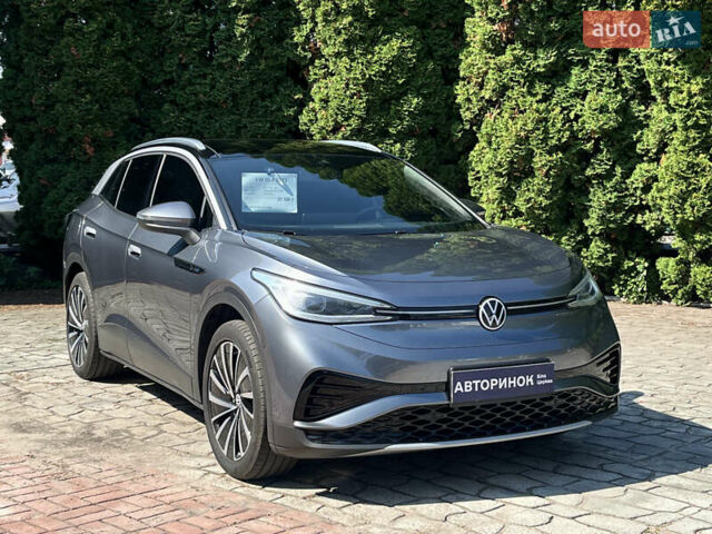 Серый Фольксваген ID.4, объемом двигателя 0 л и пробегом 103 тыс. км за 20999 $, фото 1 на Automoto.ua