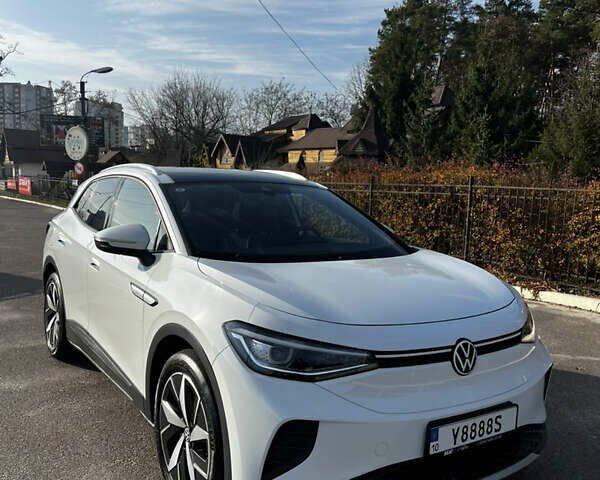 Белый Фольксваген ID.4 Crozz, объемом двигателя 0 л и пробегом 59 тыс. км за 22600 $, фото 1 на Automoto.ua