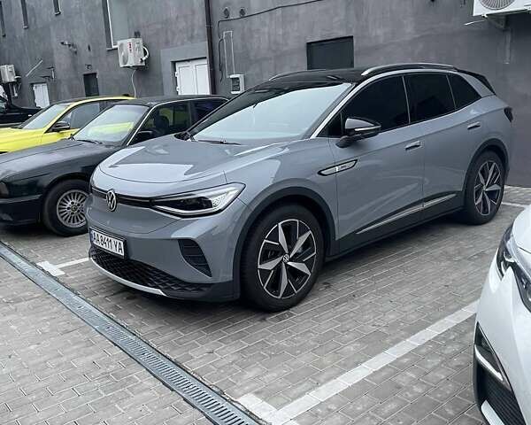 Серый Фольксваген ID.4 Crozz, объемом двигателя 0 л и пробегом 17 тыс. км за 27900 $, фото 1 на Automoto.ua