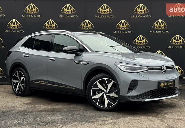 Серый Фольксваген ID.4 Crozz, объемом двигателя 0 л и пробегом 28 тыс. км за 26900 $, фото 1 на Automoto.ua