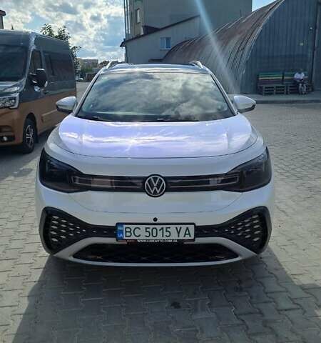 Белый Фольксваген ID.6 Crozz, объемом двигателя 0 л и пробегом 46 тыс. км за 28000 $, фото 1 на Automoto.ua