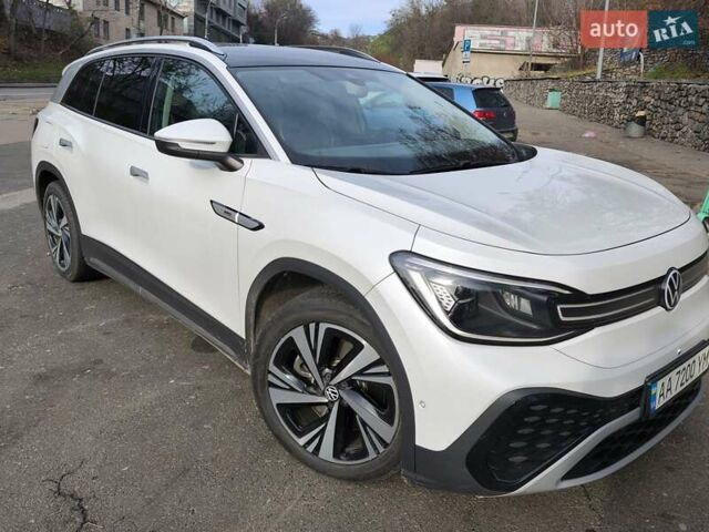 Белый Фольксваген ID.6 Crozz, объемом двигателя 0 л и пробегом 148 тыс. км за 24500 $, фото 1 на Automoto.ua