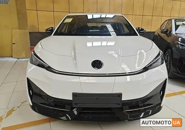 Серый Фольксваген ID. Unyx, объемом двигателя 0 л и пробегом 1 тыс. км за 28450 $, фото 1 на Automoto.ua