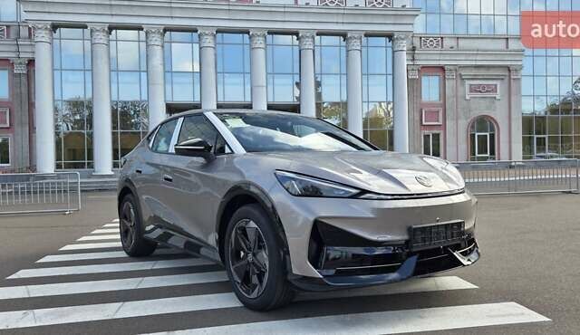 Сірий Фольксваген ID. Unyx, об'ємом двигуна 0 л та пробігом 1 тис. км за 30000 $, фото 1 на Automoto.ua