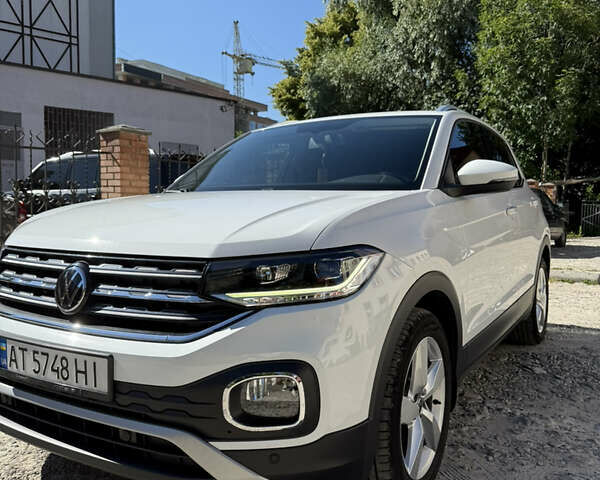 Білий Фольксваген T-Cross, об'ємом двигуна 1 л та пробігом 37 тис. км за 21000 $, фото 1 на Automoto.ua