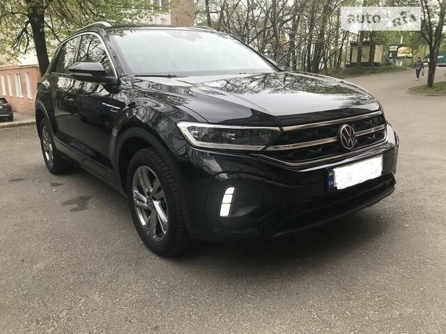 Черный Фольксваген Ти-Рок, объемом двигателя 0 л и пробегом 20 тыс. км за 29000 $, фото 1 на Automoto.ua