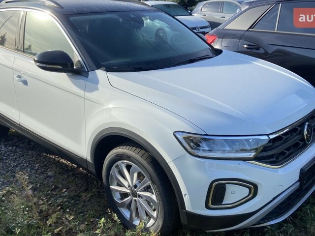 Фольксваген Ті-Рок, об'ємом двигуна 1.4 л та пробігом 0 тис. км за 30255 $, фото 1 на Automoto.ua