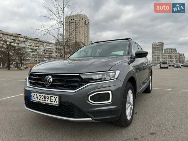 Сірий Фольксваген Ті-Рок, об'ємом двигуна 1.5 л та пробігом 43 тис. км за 25500 $, фото 1 на Automoto.ua