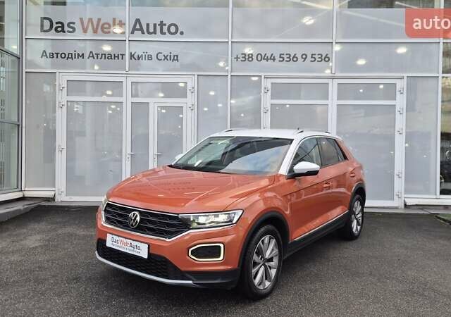 Фольксваген Ти-Рок 2020 в Киеве на Automoto.ua Оранжевый Фольксваген Ти-Рок, объемом двигателя 1.5 л и пробегом 85 тыс. км за 20000 $, фото 1 на Automoto.ua