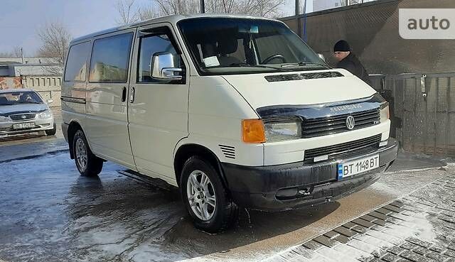 Білий Фольксваген T4 (Transporter) груз-пасс., об'ємом двигуна 2.5 л та пробігом 330 тис. км за 5500 $, фото 1 на Automoto.ua