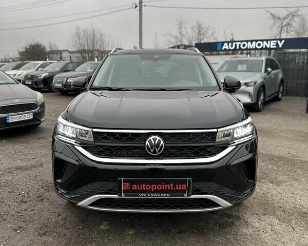Черный Фольксваген Таос, объемом двигателя 1.5 л и пробегом 55 тыс. км за 19500 $, фото 1 на Automoto.ua