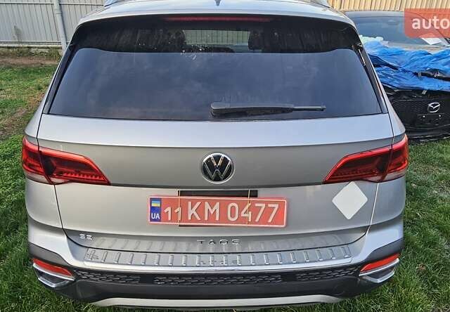 Серый Фольксваген Таос, объемом двигателя 1.5 л и пробегом 48 тыс. км за 9400 $, фото 1 на Automoto.ua