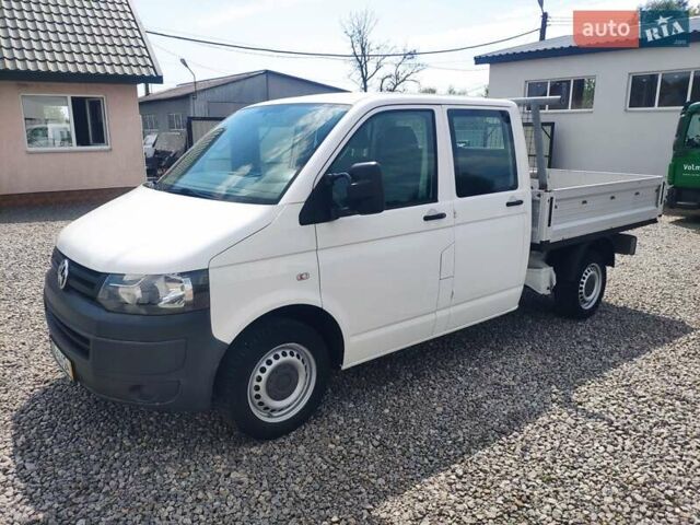 Белый Фольксваген Transporter, объемом двигателя 2 л и пробегом 227 тыс. км за 14700 $, фото 1 на Automoto.ua