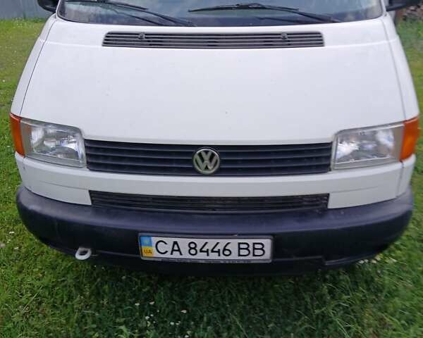 Білий Фольксваген Transporter, об'ємом двигуна 1.9 л та пробігом 232 тис. км за 6200 $, фото 1 на Automoto.ua