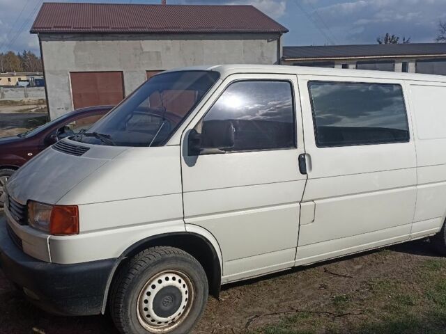 Білий Фольксваген Transporter, об'ємом двигуна 2.5 л та пробігом 291 тис. км за 6800 $, фото 1 на Automoto.ua