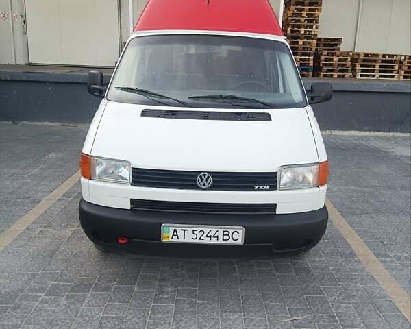 Белый Фольксваген Transporter, объемом двигателя 2.5 л и пробегом 7 тыс. км за 5000 $, фото 1 на Automoto.ua