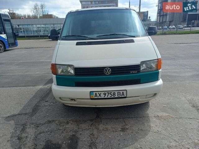 Білий Фольксваген Transporter, об'ємом двигуна 1.9 л та пробігом 485 тис. км за 3600 $, фото 1 на Automoto.ua