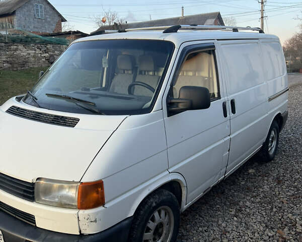 Білий Фольксваген Transporter, об'ємом двигуна 1.9 л та пробігом 570 тис. км за 3600 $, фото 1 на Automoto.ua
