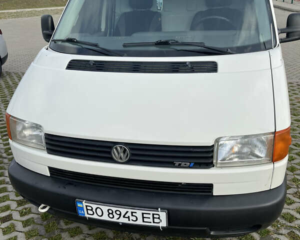 Білий Фольксваген Transporter, об'ємом двигуна 2.46 л та пробігом 265 тис. км за 6500 $, фото 1 на Automoto.ua