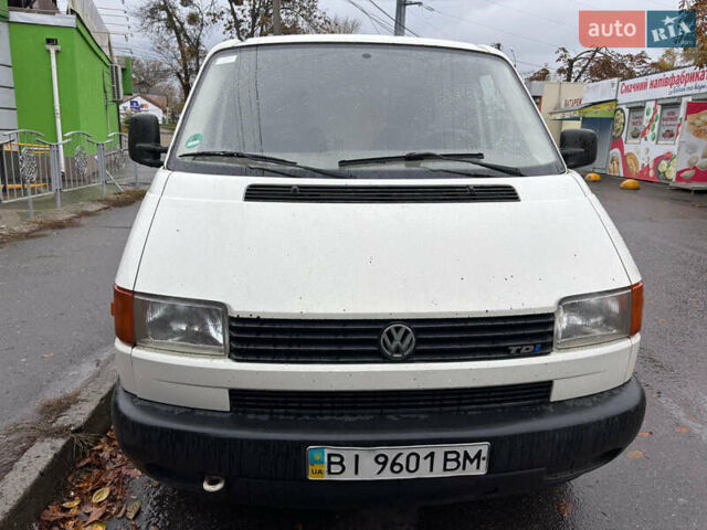 Белый Фольксваген Transporter, объемом двигателя 2.5 л и пробегом 3 тыс. км за 4500 $, фото 1 на Automoto.ua