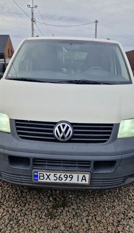 Белый Фольксваген Transporter, объемом двигателя 0 л и пробегом 400 тыс. км за 4200 $, фото 1 на Automoto.ua