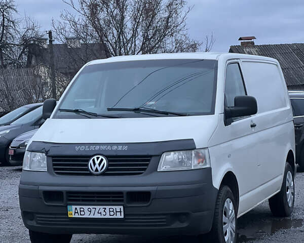 Белый Фольксваген Transporter, объемом двигателя 1.9 л и пробегом 372 тыс. км за 6000 $, фото 1 на Automoto.ua
