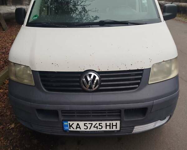 Білий Фольксваген Transporter, об'ємом двигуна 2.46 л та пробігом 362 тис. км за 7000 $, фото 1 на Automoto.ua
