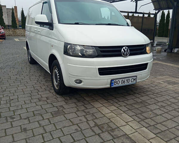 Белый Фольксваген Transporter, объемом двигателя 2 л и пробегом 444 тыс. км за 10700 $, фото 1 на Automoto.ua