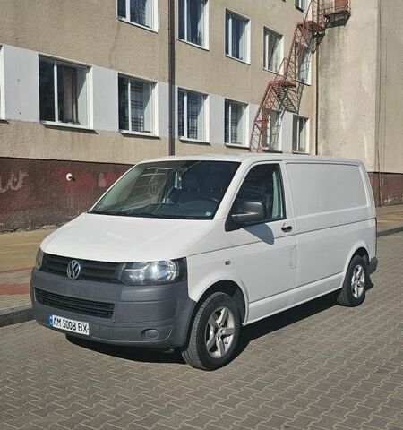 Білий Фольксваген Transporter, об'ємом двигуна 1.97 л та пробігом 471 тис. км за 10400 $, фото 1 на Automoto.ua