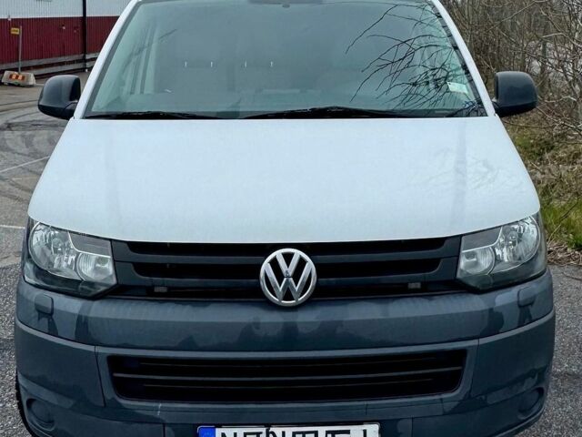 Белый Фольксваген Transporter, объемом двигателя 0 л и пробегом 173 тыс. км за 8105 $, фото 1 на Automoto.ua