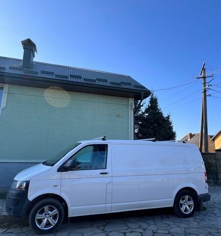 Белый Фольксваген Transporter, объемом двигателя 2 л и пробегом 290 тыс. км за 14000 $, фото 1 на Automoto.ua