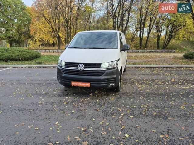 Белый Фольксваген Transporter, объемом двигателя 1.97 л и пробегом 182 тыс. км за 23900 $, фото 1 на Automoto.ua