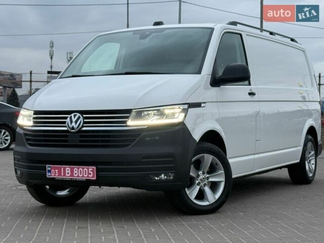 Белый Фольксваген Transporter, объемом двигателя 2 л и пробегом 234 тыс. км за 26999 $, фото 1 на Automoto.ua