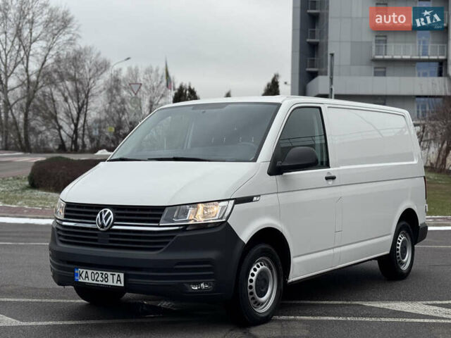 Белый Фольксваген Transporter, объемом двигателя 1.97 л и пробегом 5 тыс. км за 32800 $, фото 1 на Automoto.ua