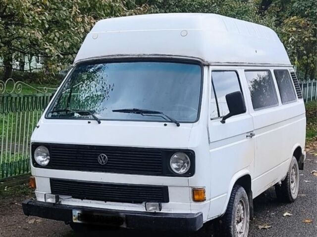 Белый Фольксваген Transporter, объемом двигателя 1.6 л и пробегом 200 тыс. км за 2088 $, фото 1 на Automoto.ua