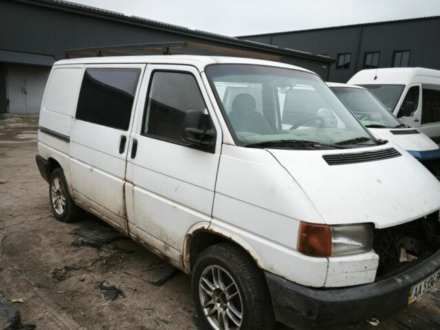 Фольксваген Transporter 1991 в Борисполе на Automoto.ua Белый Фольксваген Transporter, объемом двигателя 2.4 л и пробегом 300 тыс. км за 2700 $, фото 1 на Automoto.ua