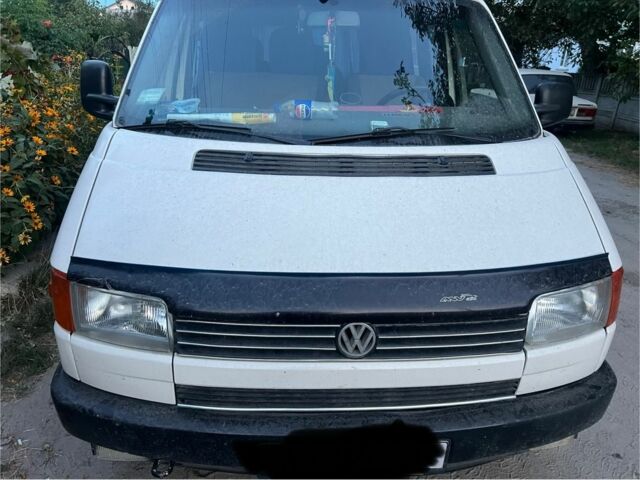 Білий Фольксваген Transporter, об'ємом двигуна 2.4 л та пробігом 1 тис. км за 2000 $, фото 1 на Automoto.ua