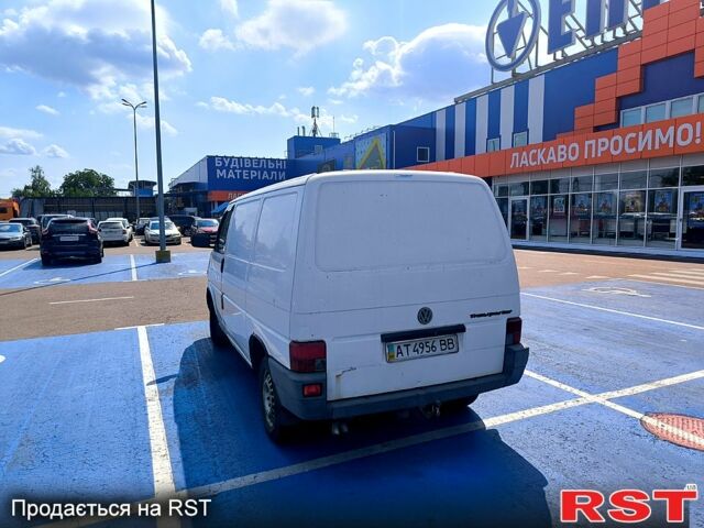 Белый Фольксваген Transporter, объемом двигателя 1.9 л и пробегом 500 тыс. км за 3300 $, фото 1 на Automoto.ua